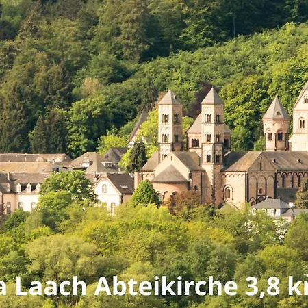 Basaltikum Apartment *